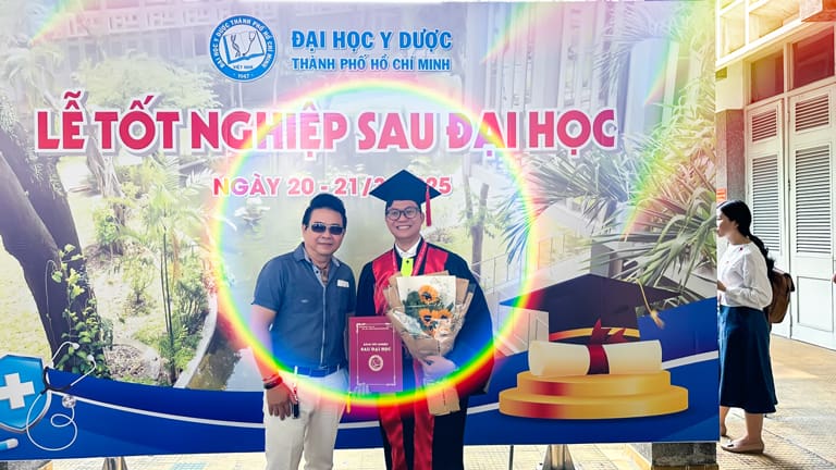thay nha thuoc tot du le tn sau dai hoc cua ds hoc tro vo tha anh tai new 768
