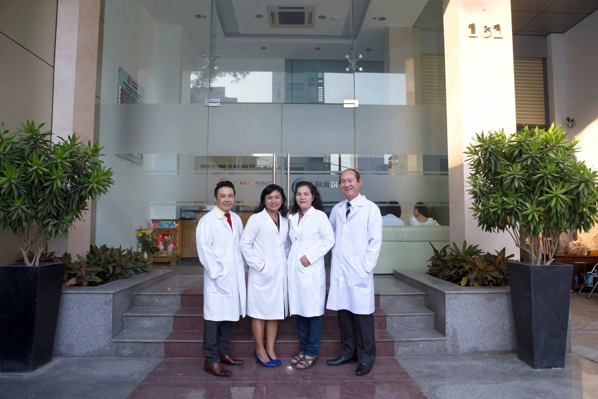 ban-giang-huan-y-khoa-nha-thuoc-tot.